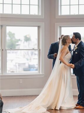 Cathedral Veil with Pearl Details